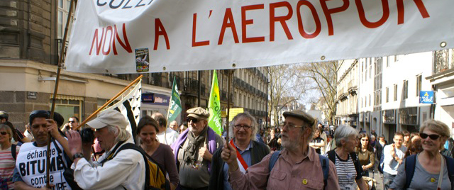 Manifestation anti-aéroport pour l’arrêt immédiat du projet