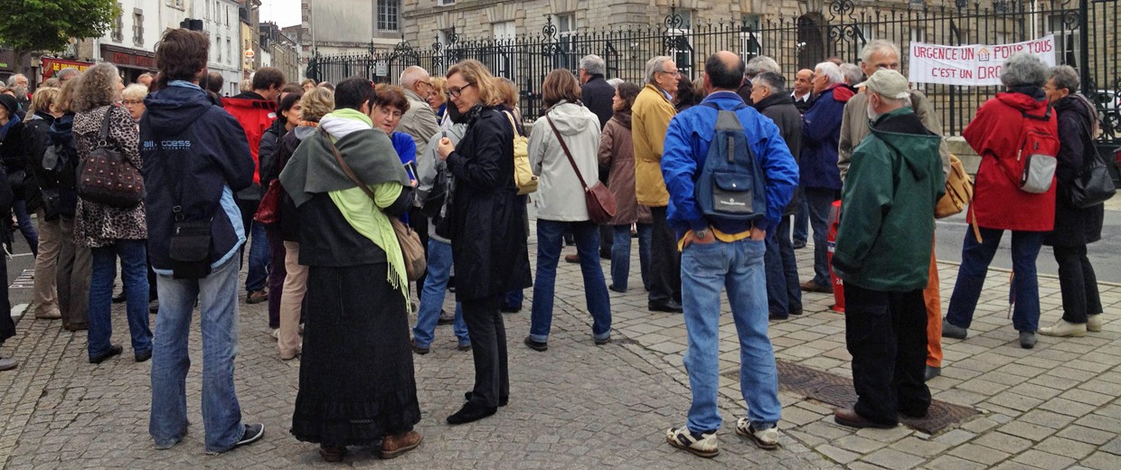 Mobilisation « Urgence un toit pour tous »