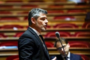 Guillaume Gontard sénateur écologiste de l'Isère